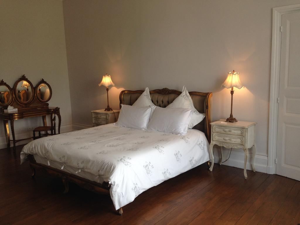 Chateau Pont Jarno B&B Champdeniers ภายนอก รูปภาพ