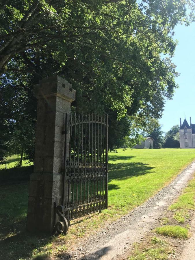 Chateau Pont Jarno B&B Champdeniers ภายนอก รูปภาพ